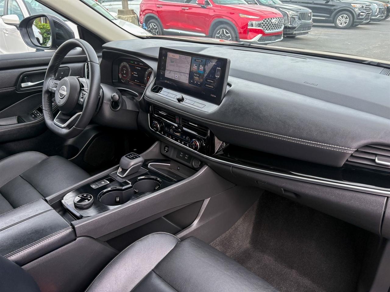 Nissan Rogue  2024