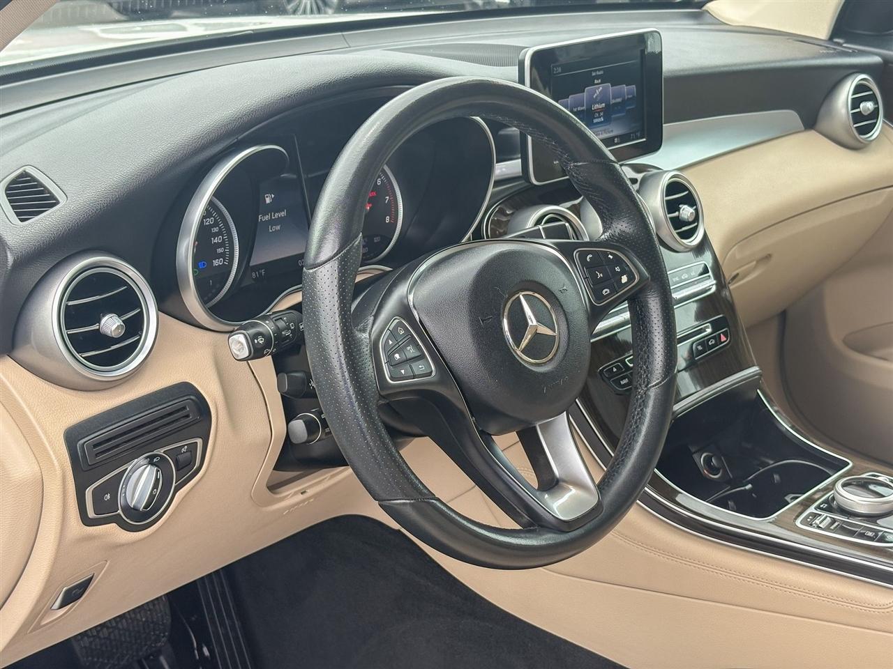 Mercedes-Benz GLC  2017
