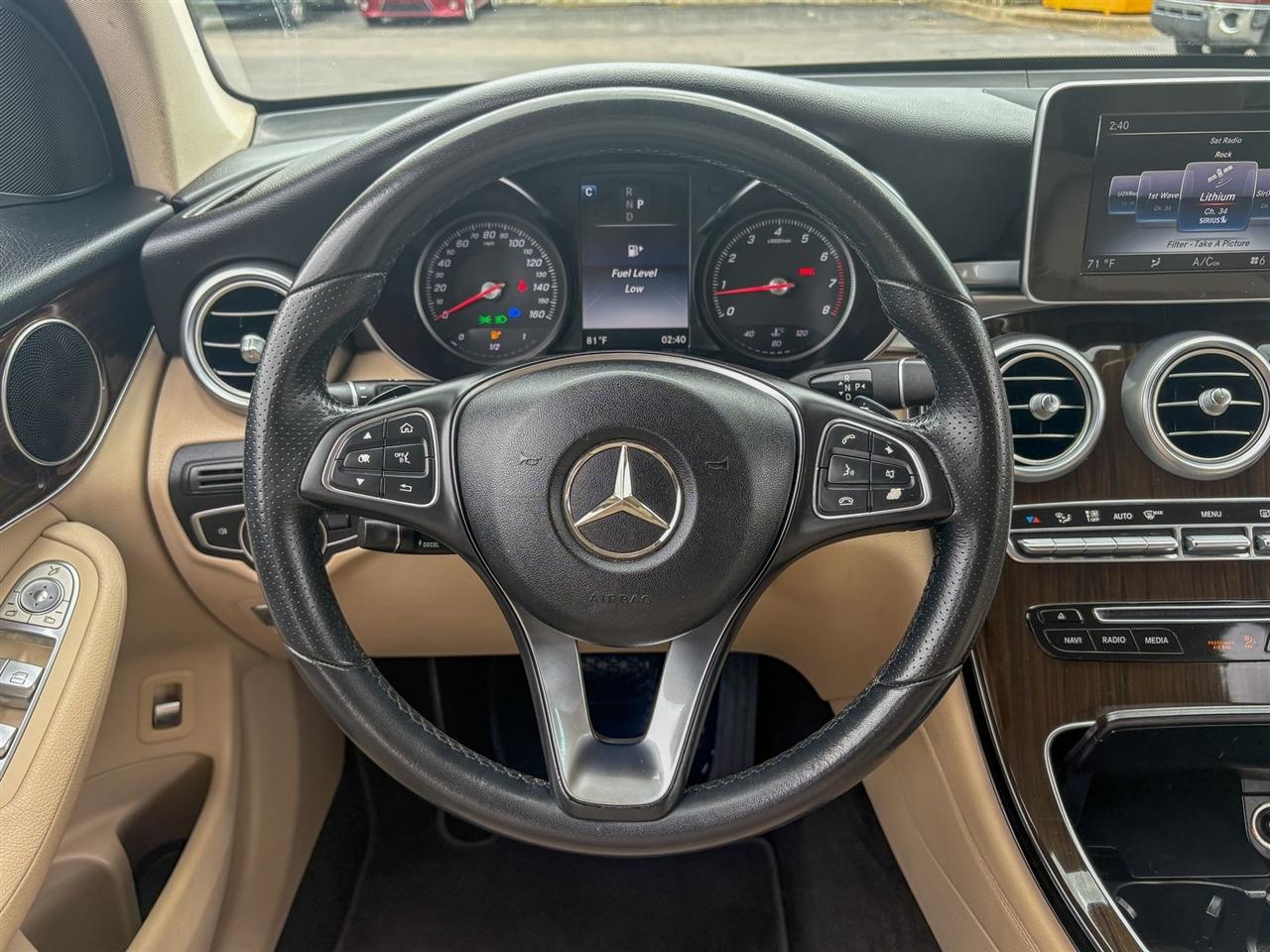 Mercedes-Benz GLC  2017