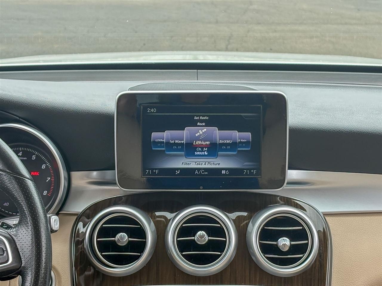 Mercedes-Benz GLC  2017