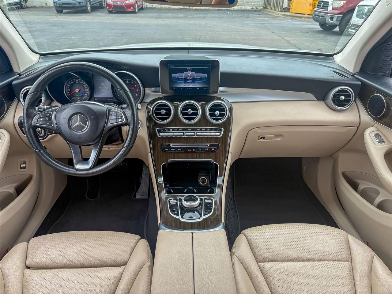 Mercedes-Benz GLC  2017