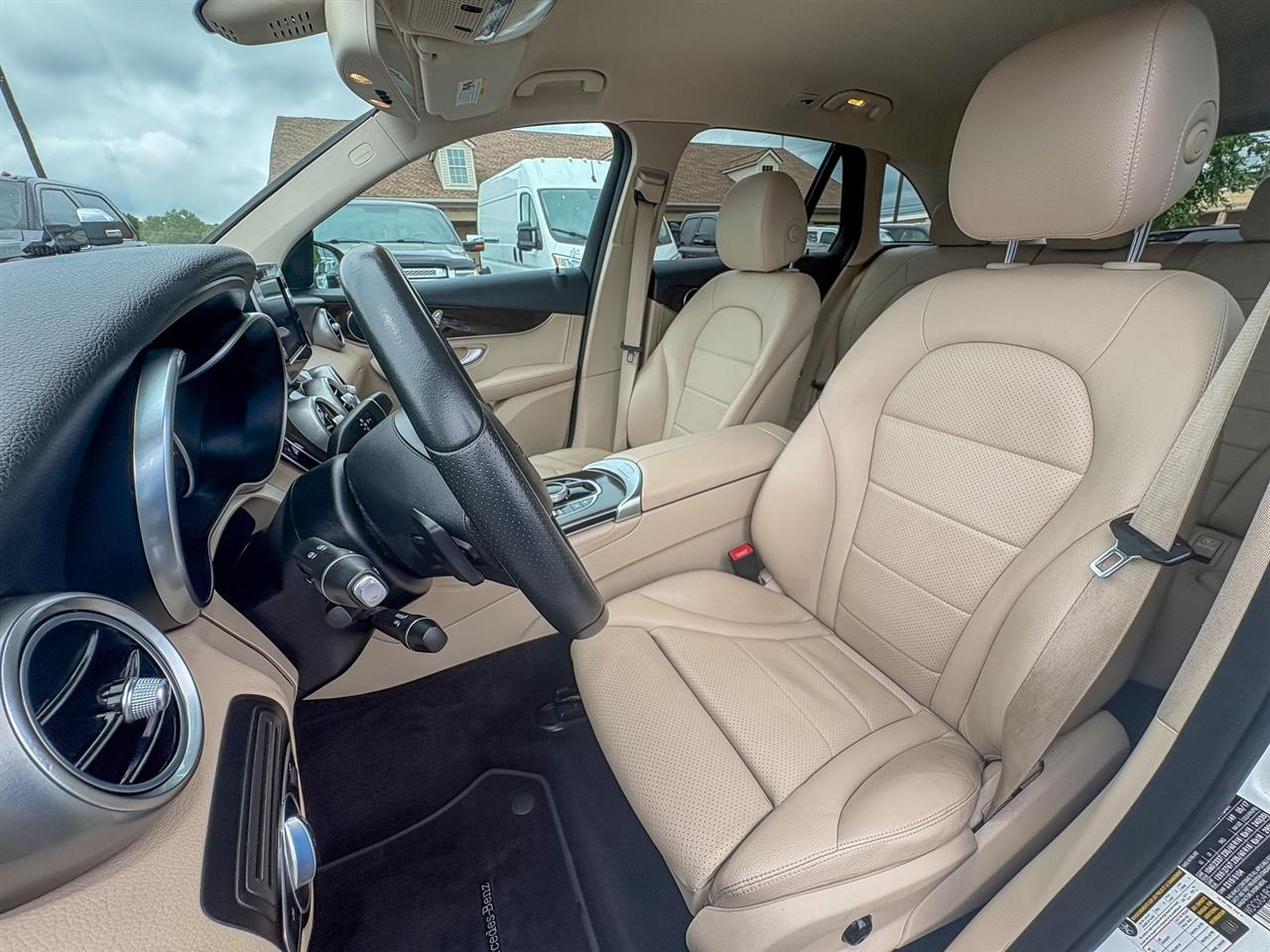 Mercedes-Benz GLC  2017