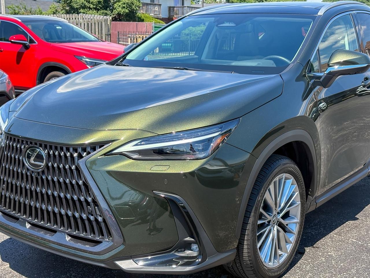 Lexus NX  2025