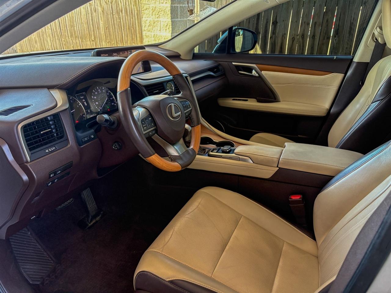 Lexus RX  2018