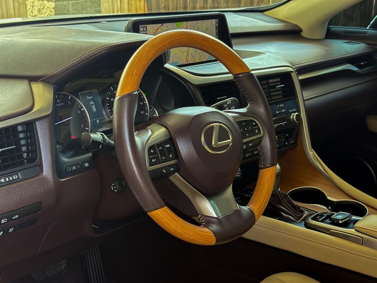 Lexus RX  2018