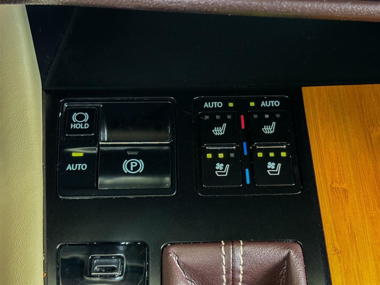 Lexus RX  2018