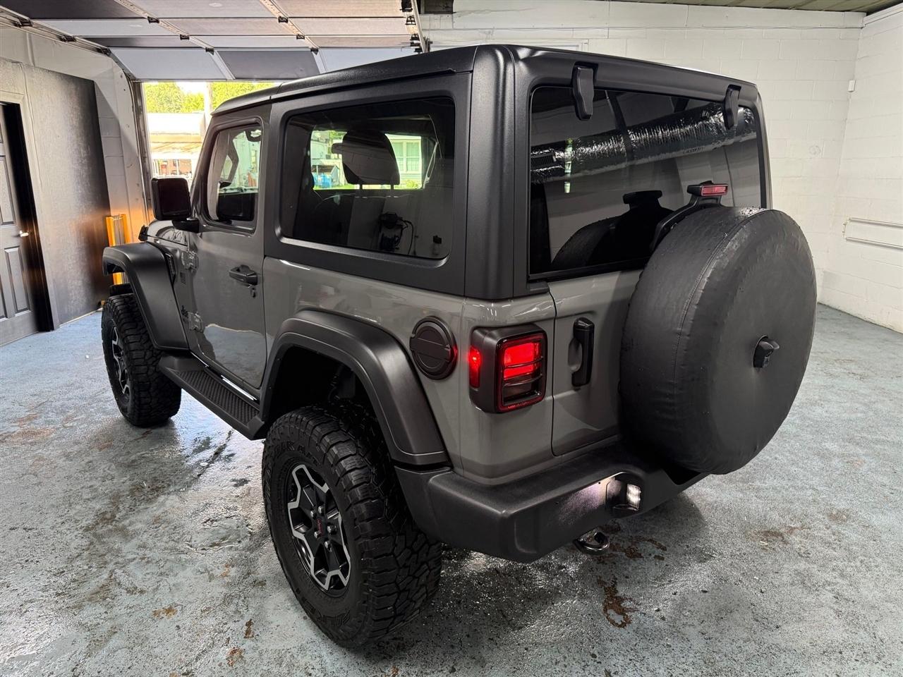 Jeep Wrangler  2021