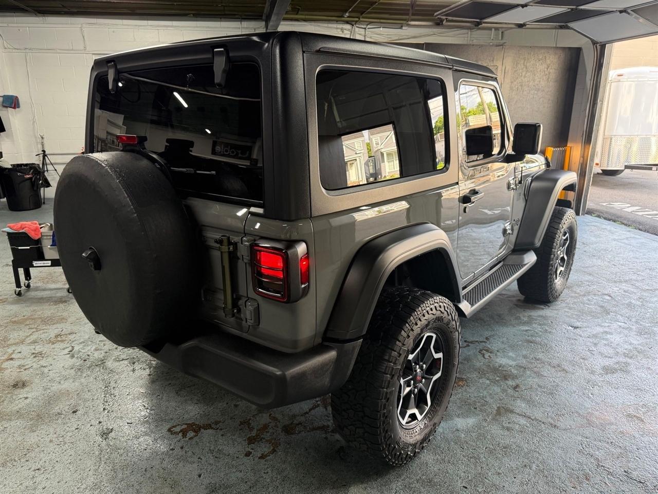 Jeep Wrangler  2021