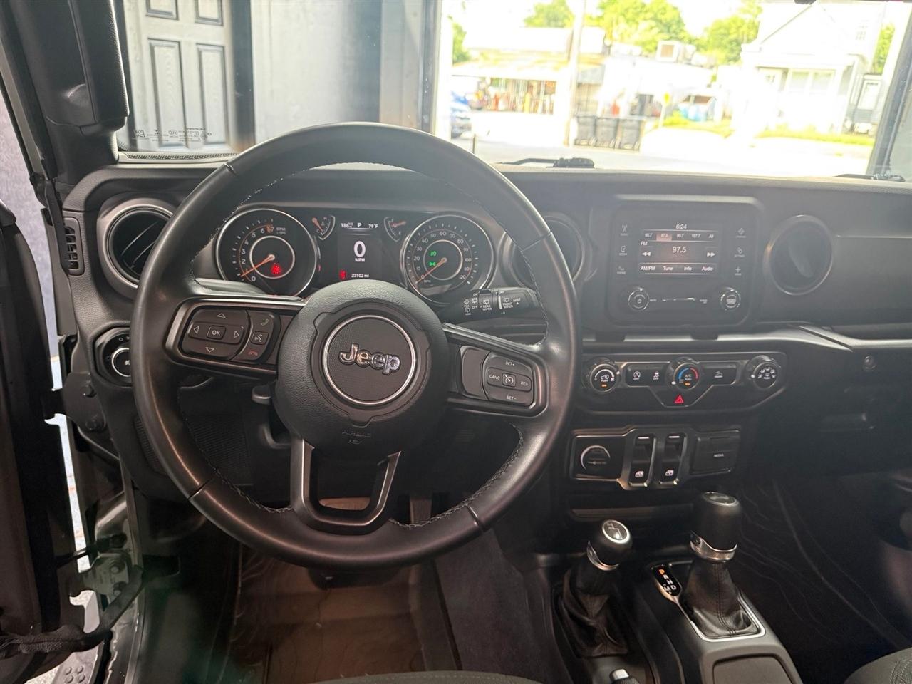 Jeep Wrangler  2021