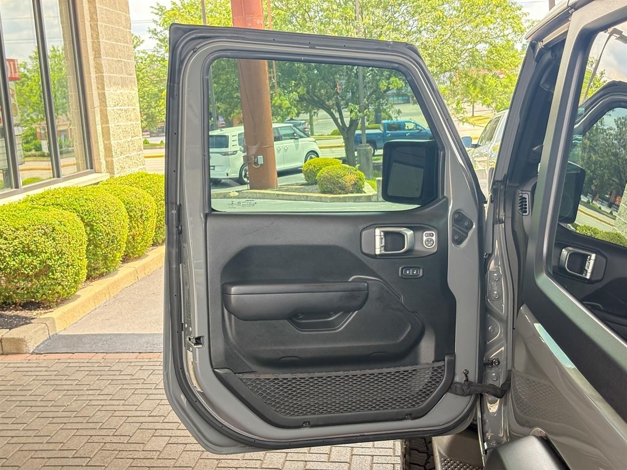 Jeep Wrangler  2021