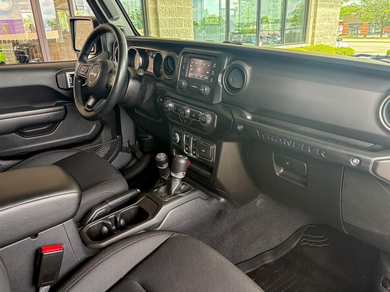 Jeep Wrangler  2021
