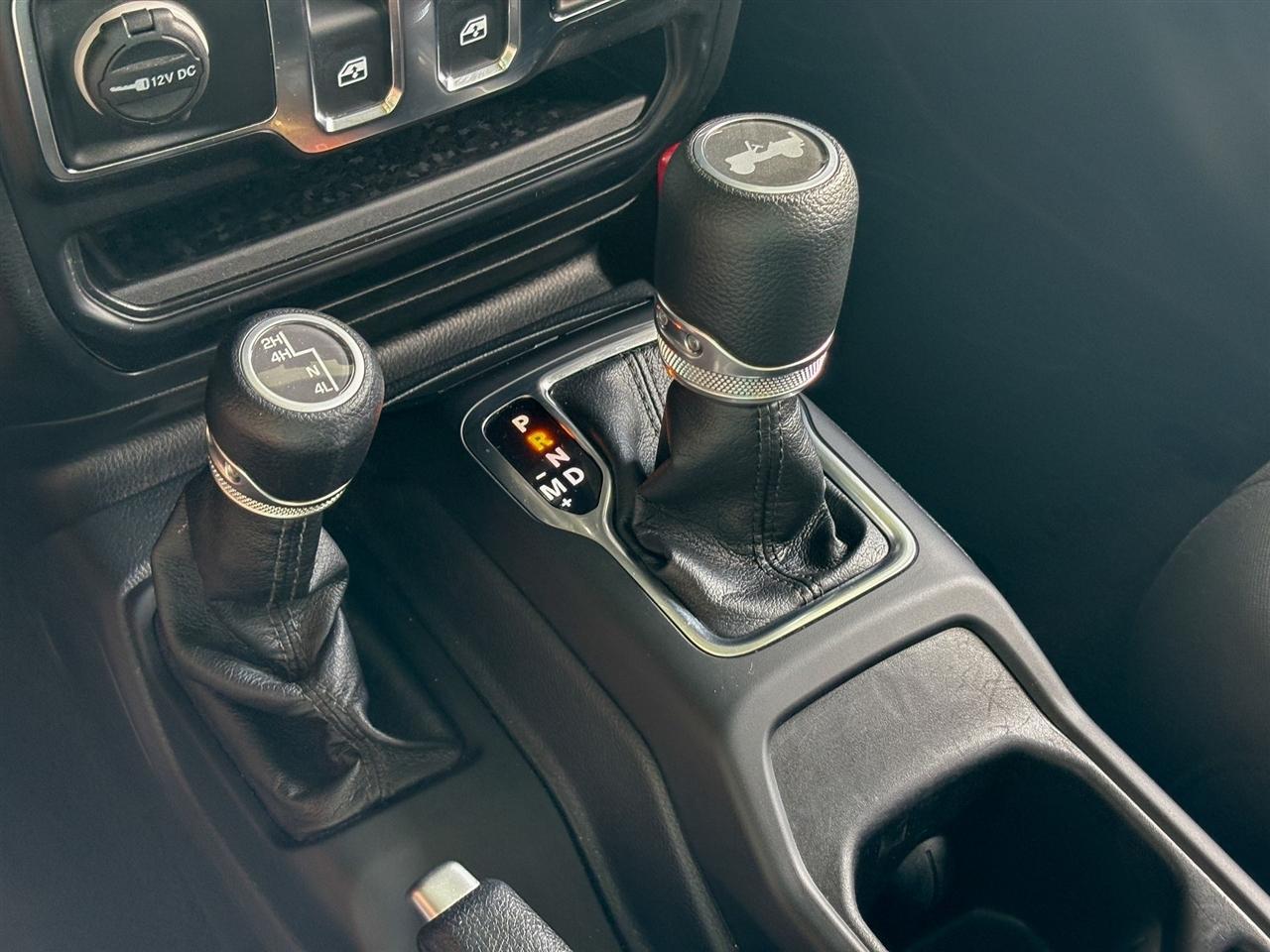 Jeep Wrangler  2021