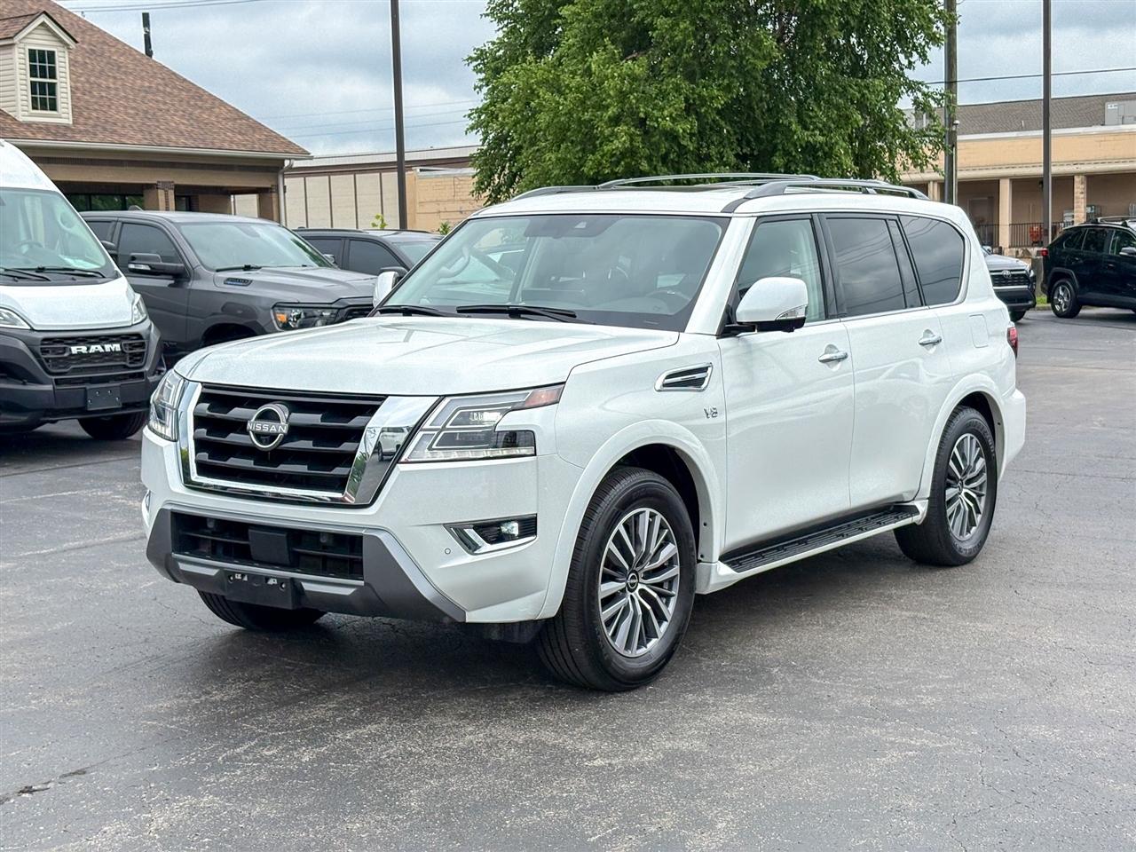 Nissan Armada  2022