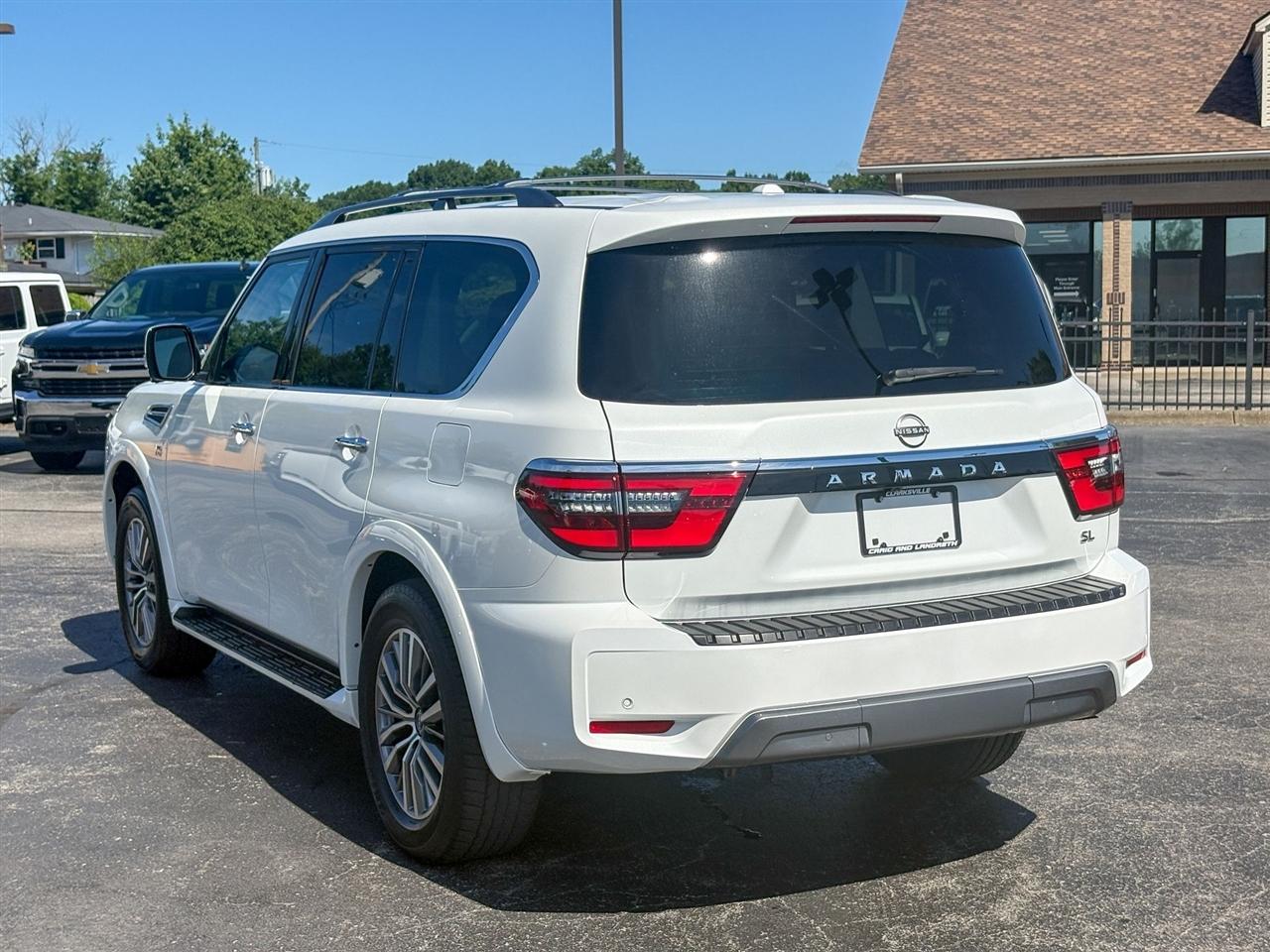 Nissan Armada  2022