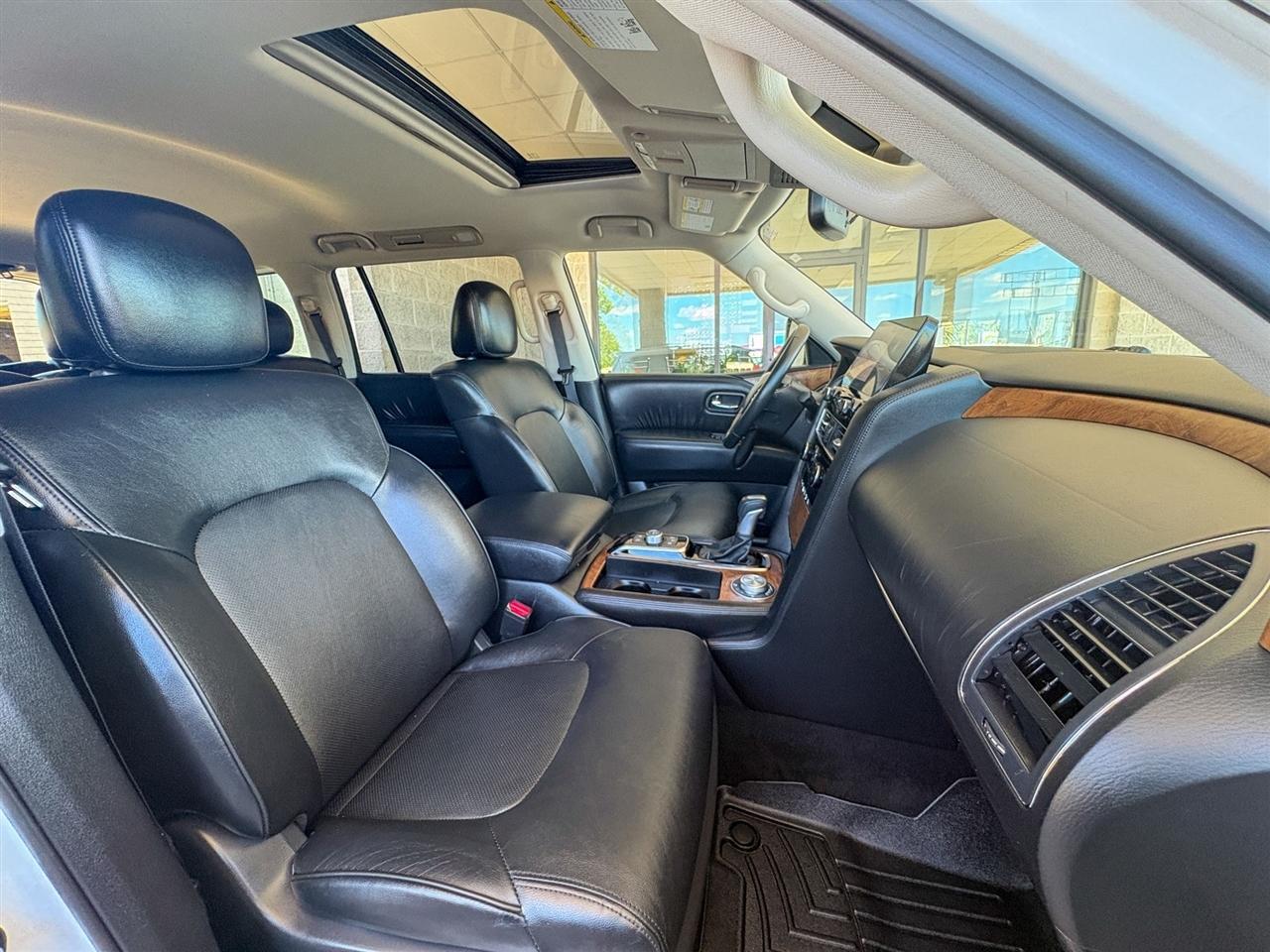 Nissan Armada  2022
