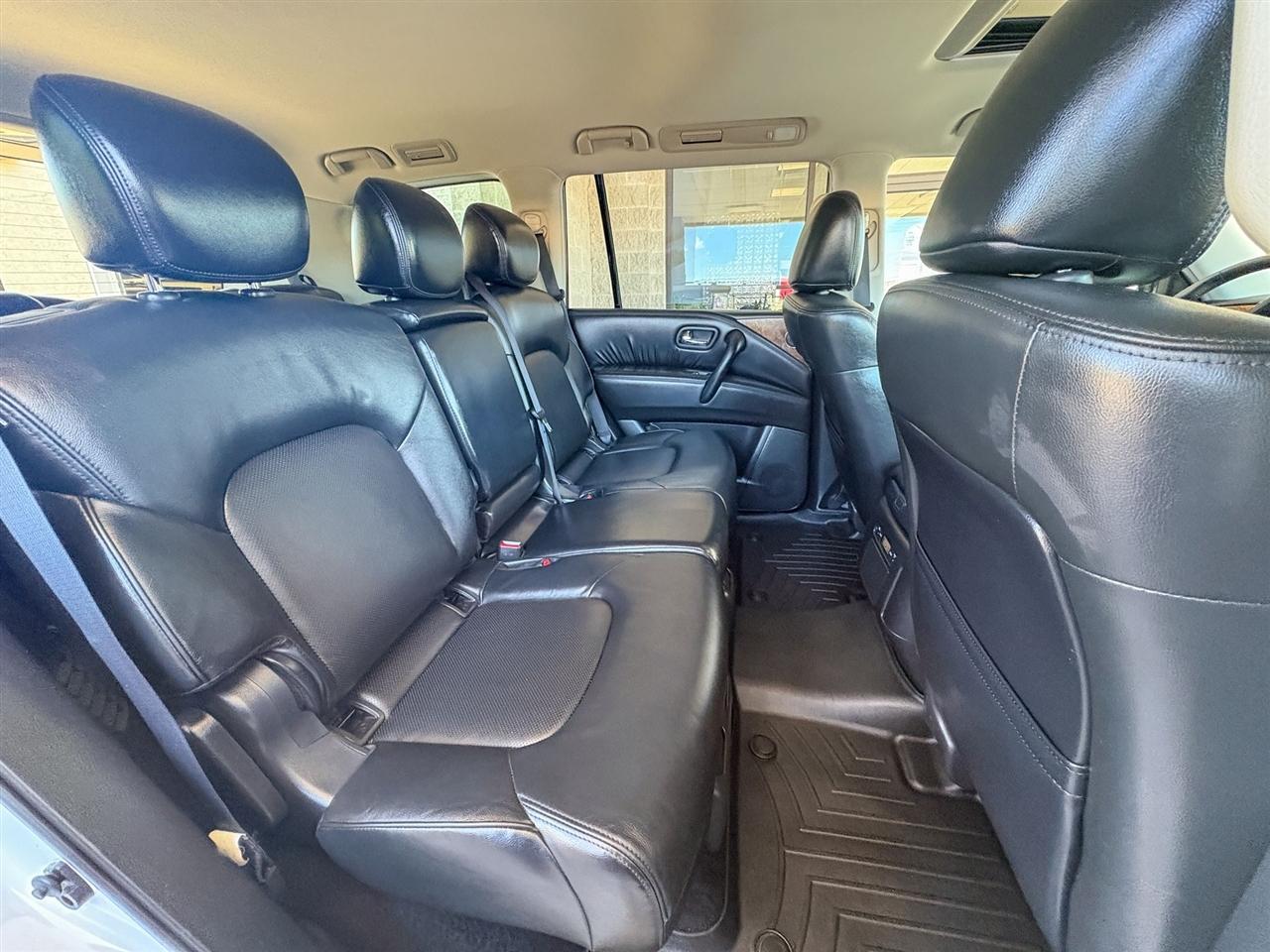 Nissan Armada  2022