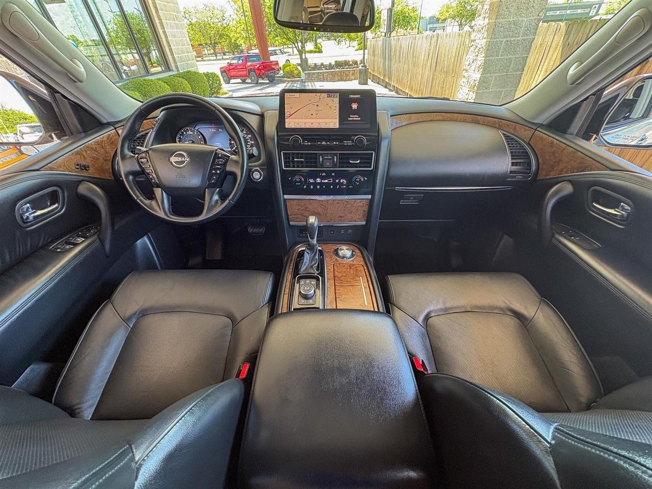 Nissan Armada  2022