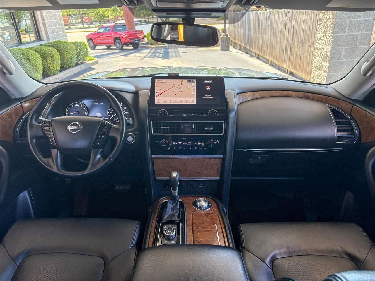 Nissan Armada  2022