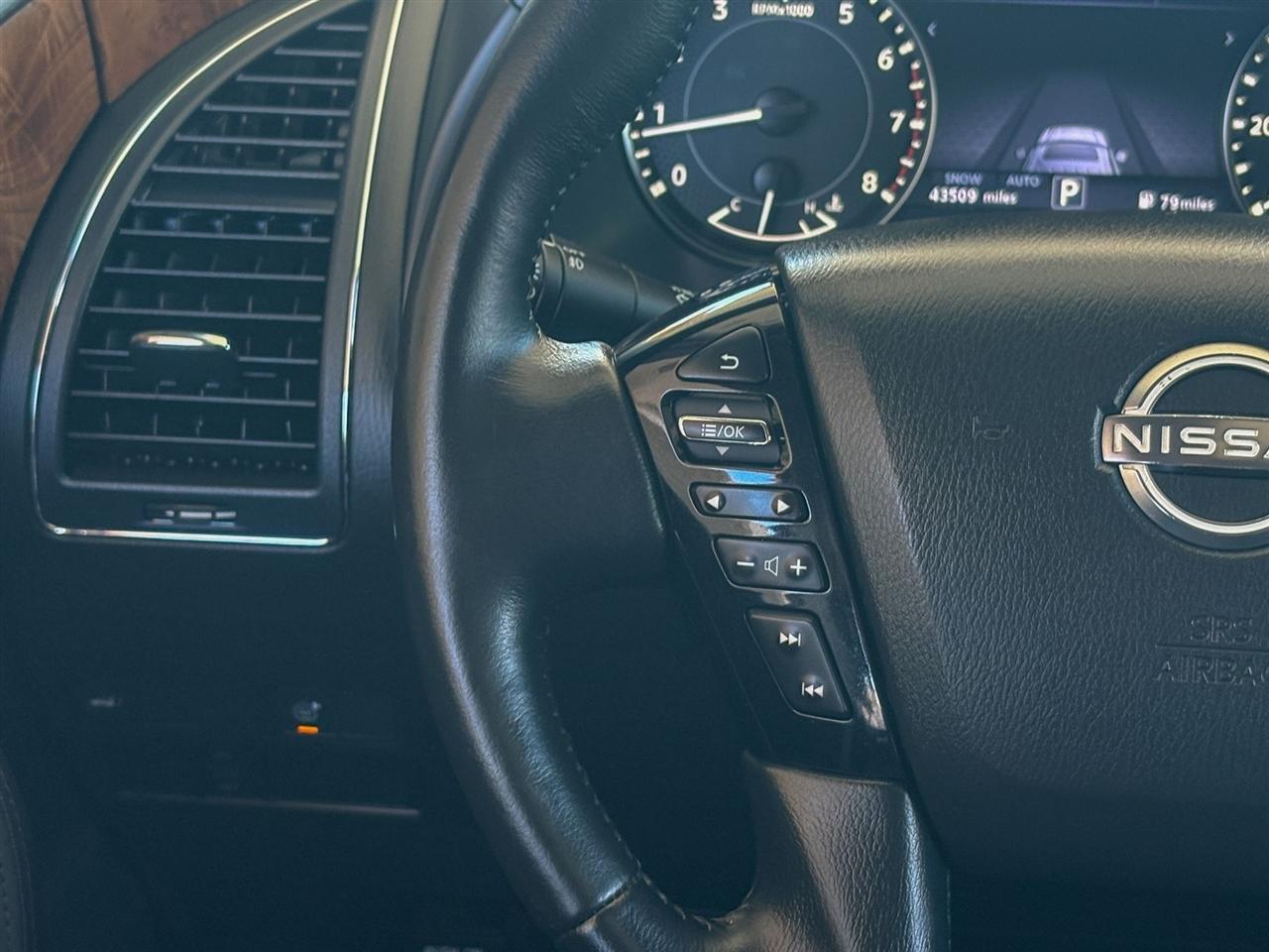 Nissan Armada  2022