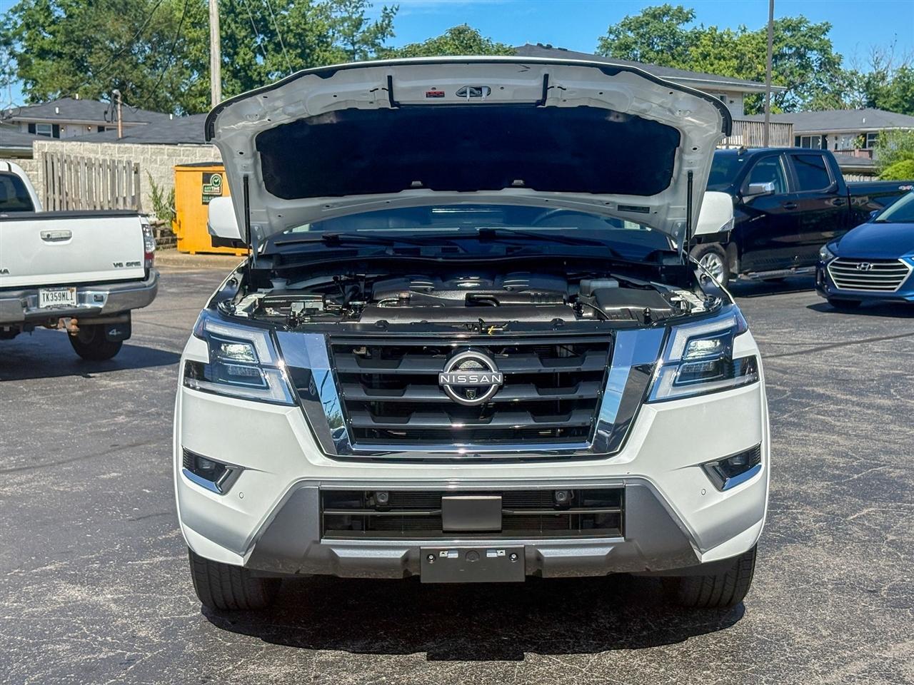 Nissan Armada  2022