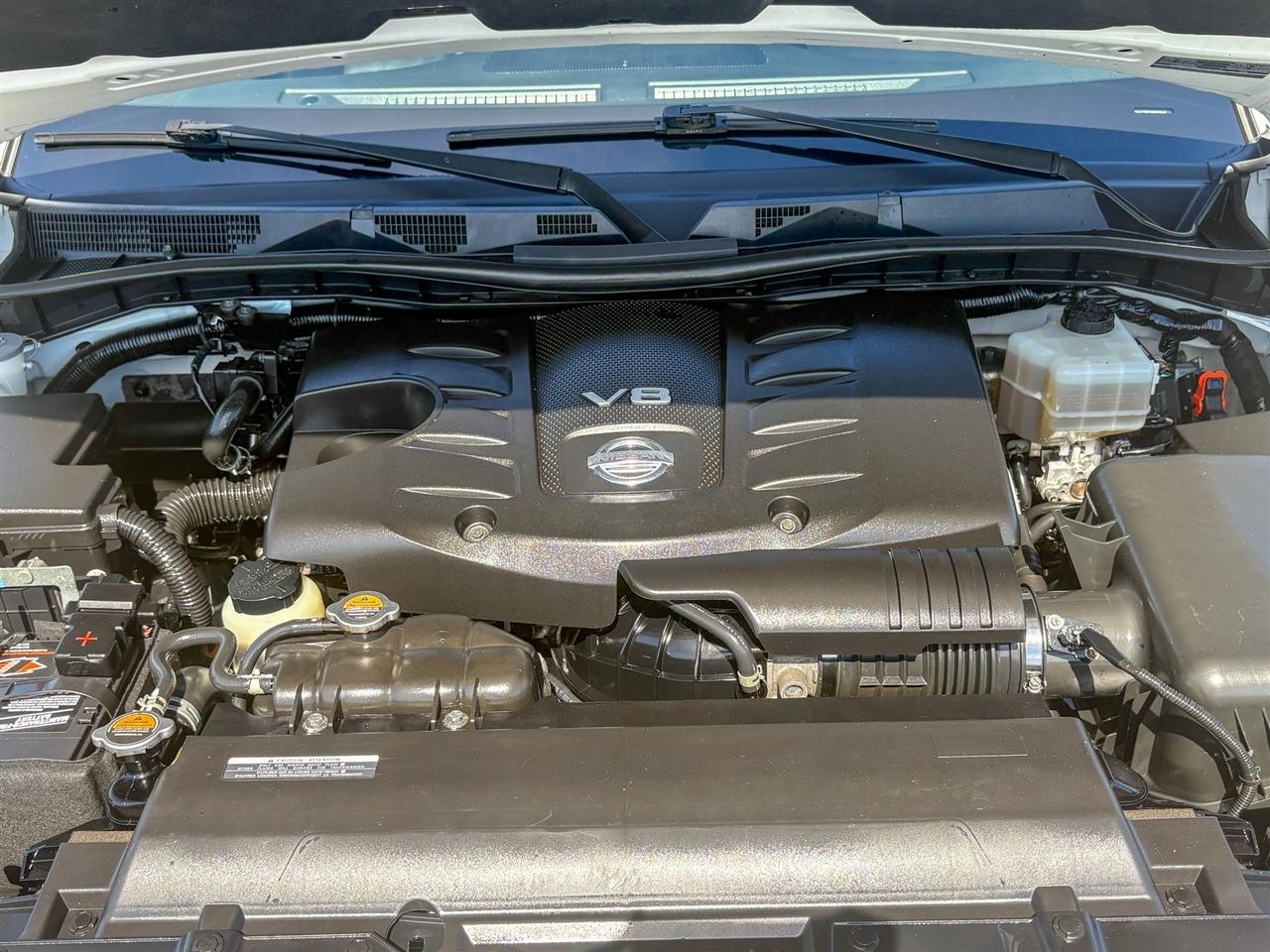 Nissan Armada  2022