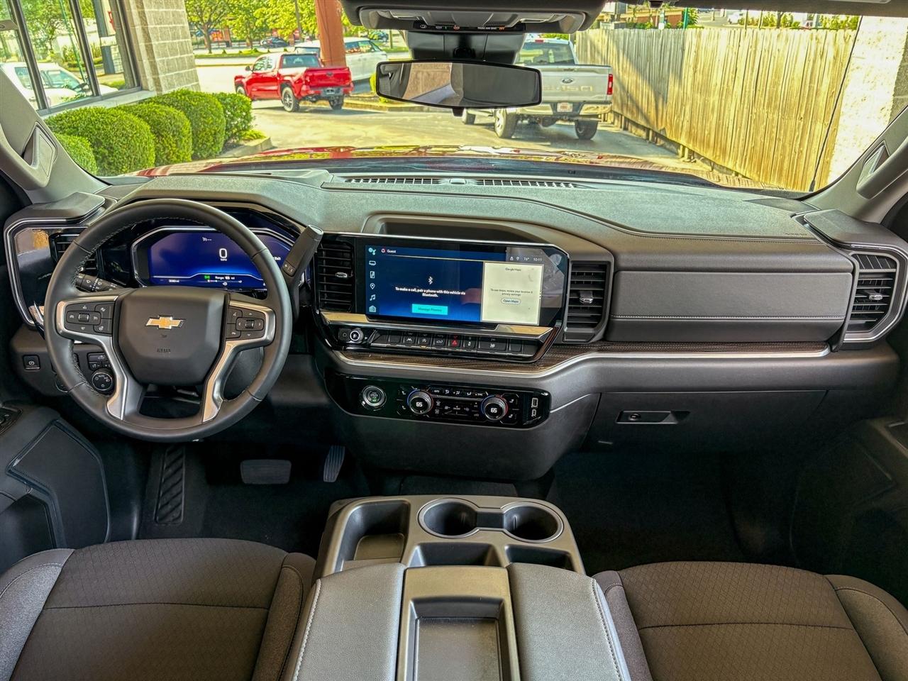 Chevrolet Silverado 1500 LT Crew Cab 4WD 2024
