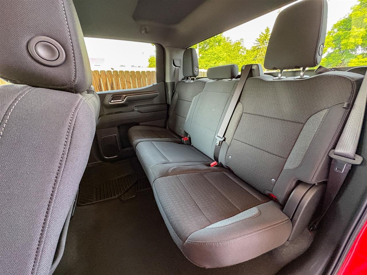 Chevrolet Silverado 1500 LT Crew Cab 4WD 2024
