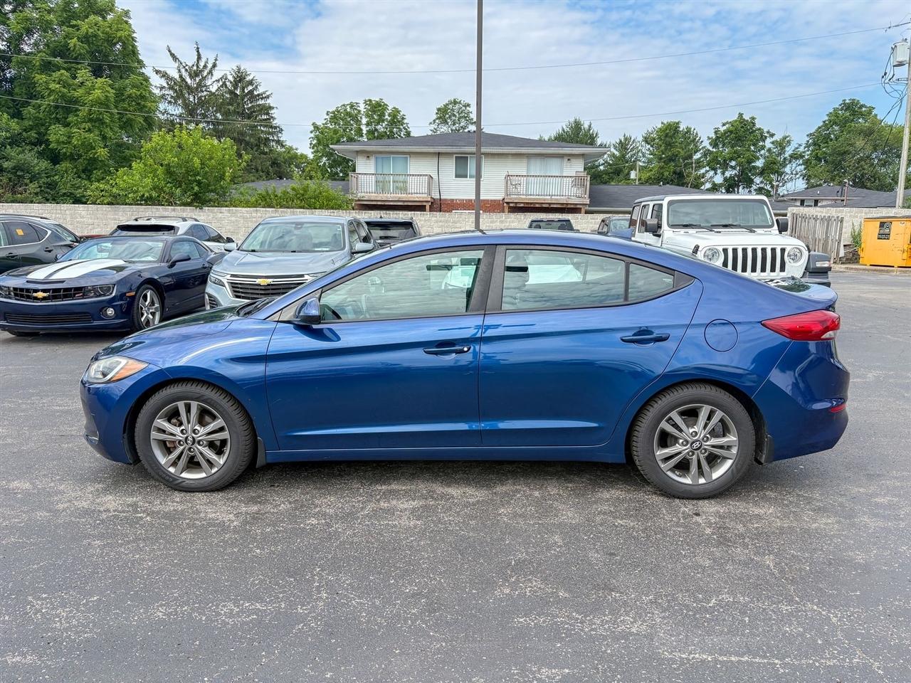 Hyundai Elantra  2017