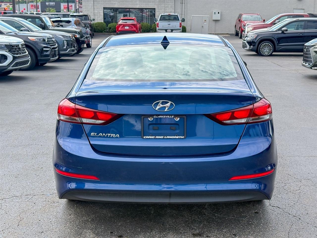 Hyundai Elantra  2017