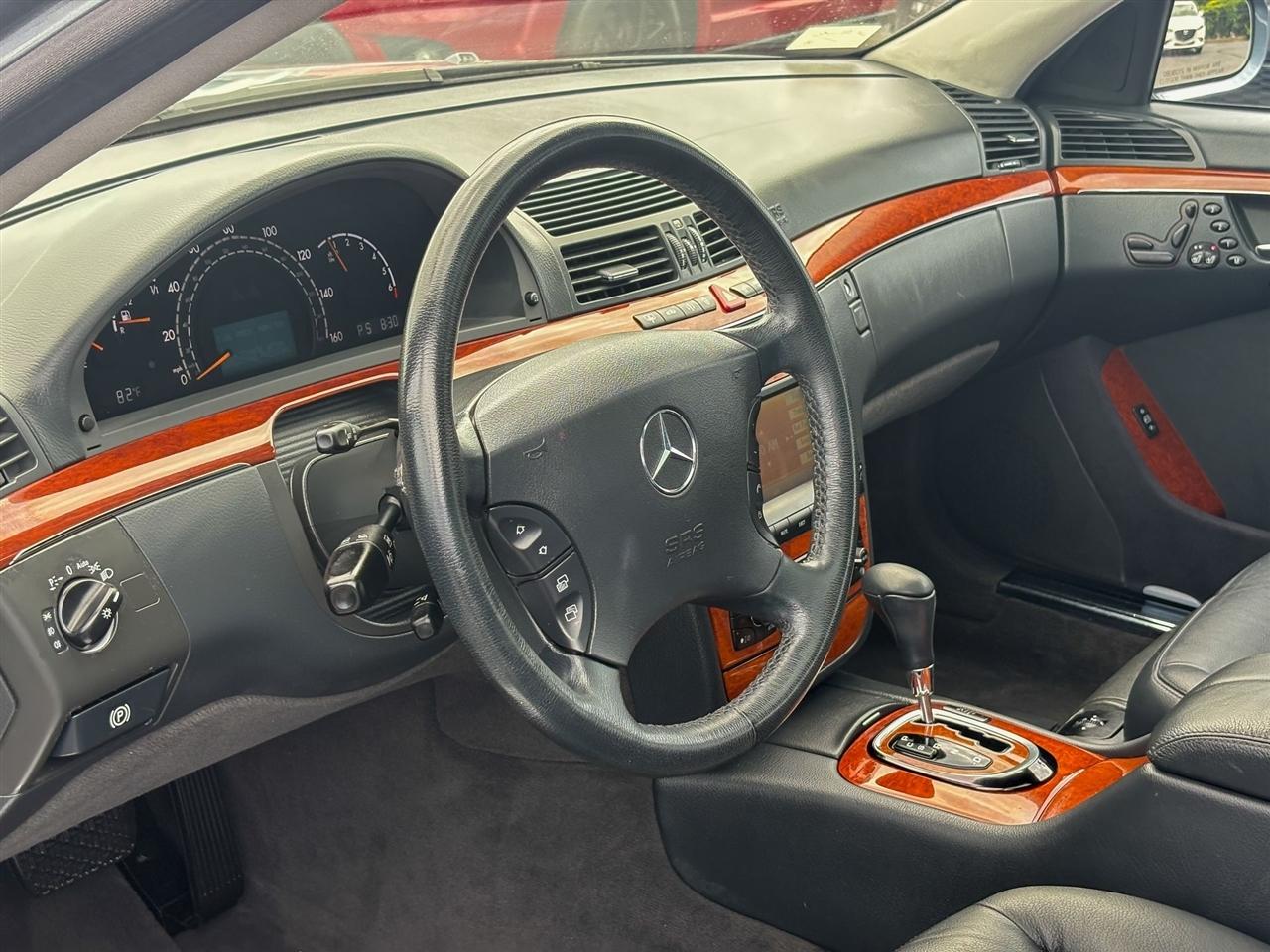 Mercedes-Benz S-Class  2006