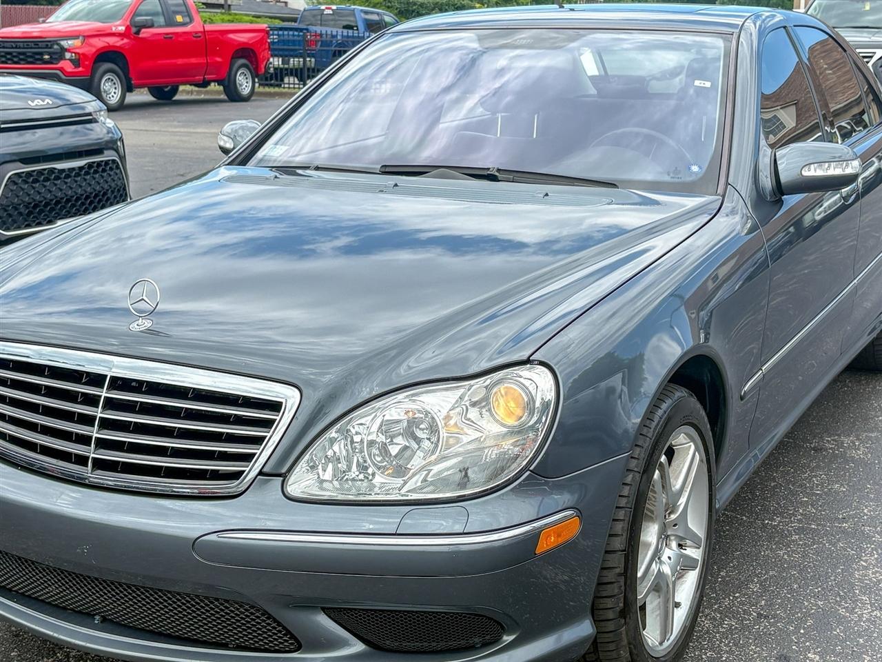 Mercedes-Benz S-Class  2006