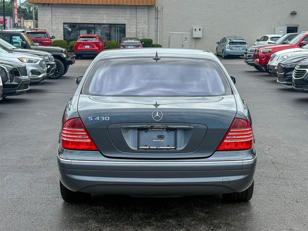 Mercedes-Benz S-Class  2006