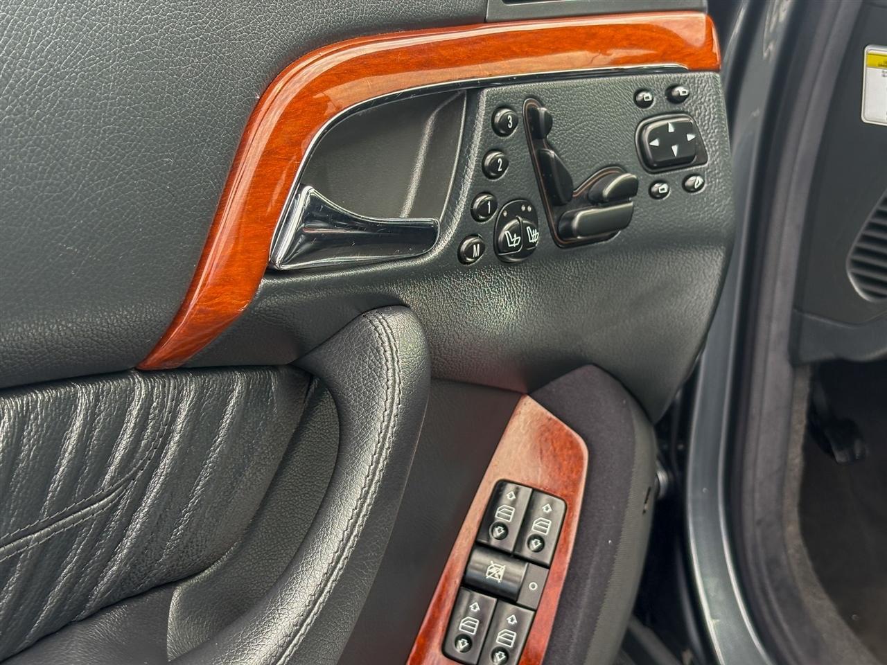 Mercedes-Benz S-Class  2006