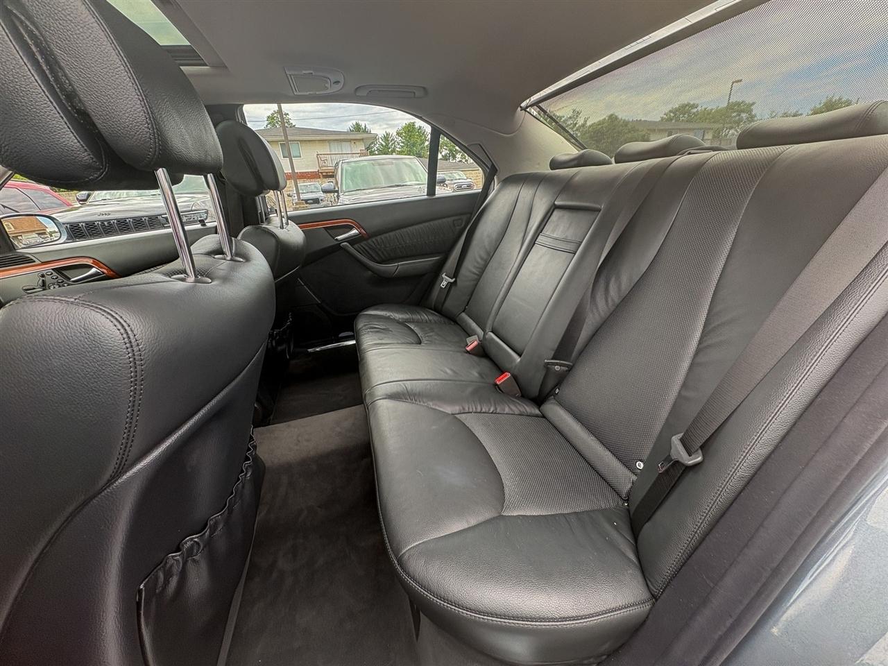 Mercedes-Benz S-Class  2006