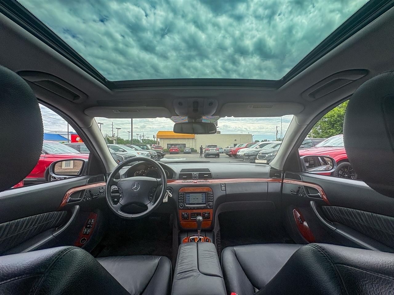 Mercedes-Benz S-Class  2006