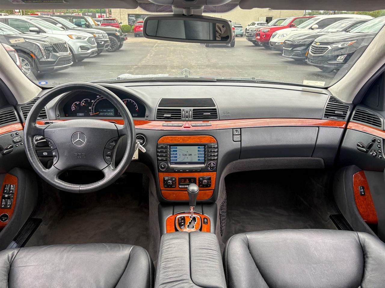 Mercedes-Benz S-Class  2006