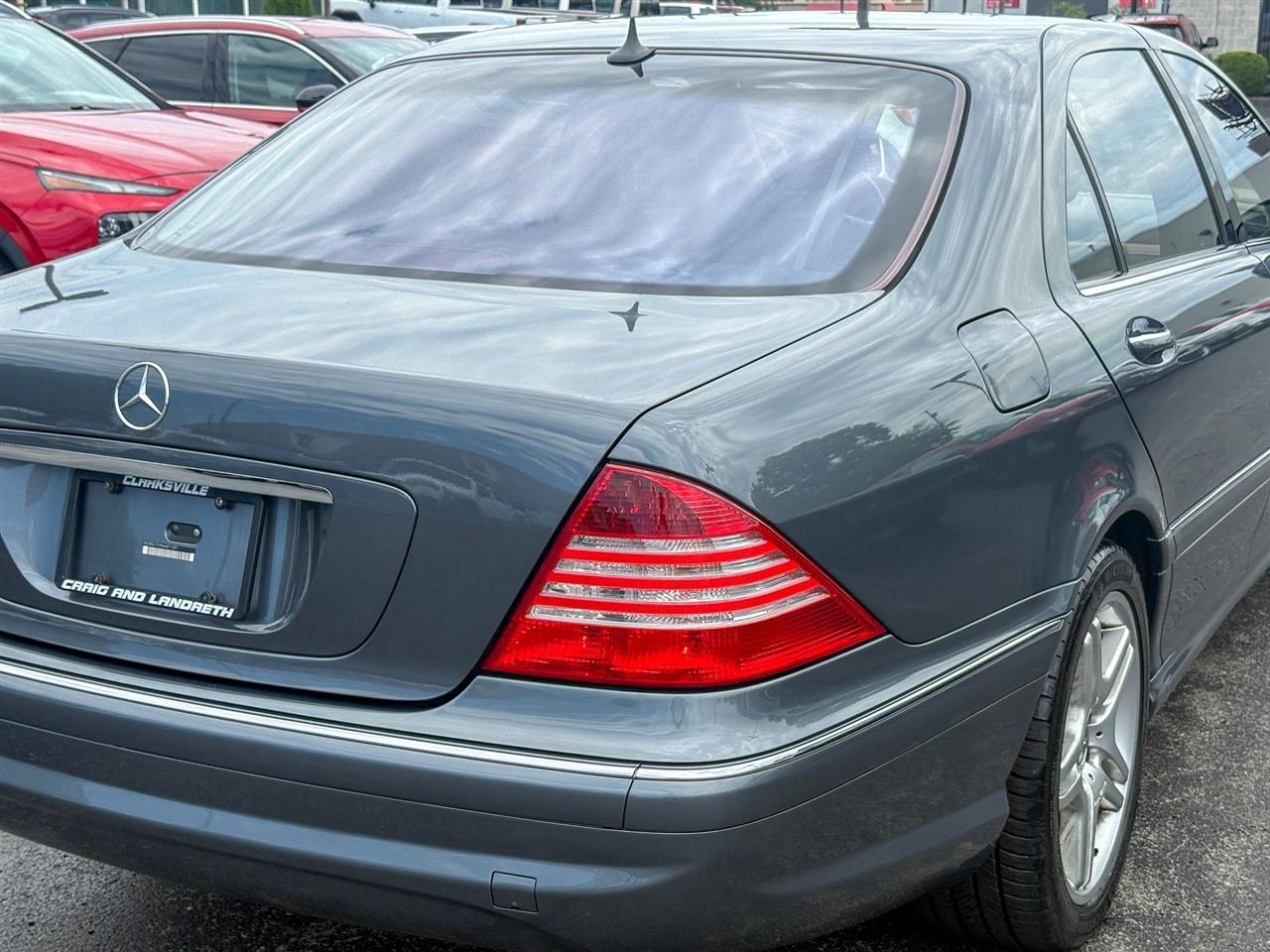 Mercedes-Benz S-Class  2006