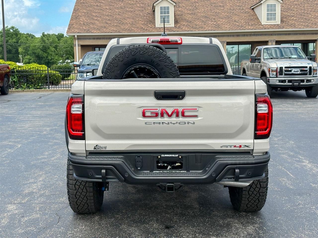 GMC Canyon  2026