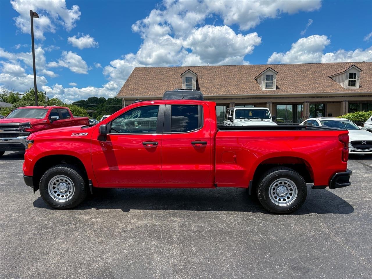 Chevrolet Silverado 1500 Work Truck Double Cab 4WD 2025