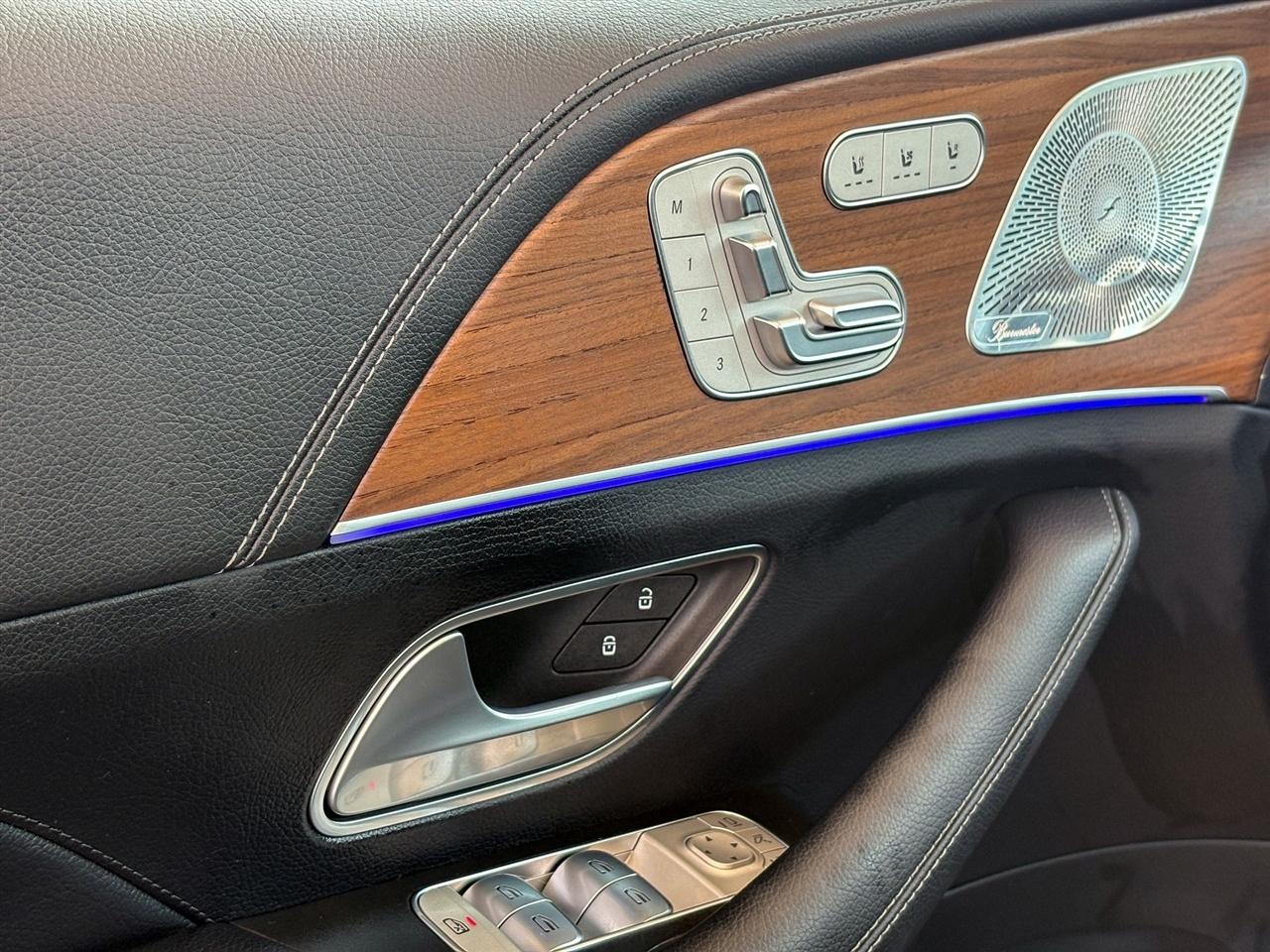 Mercedes-Benz GLE  2026