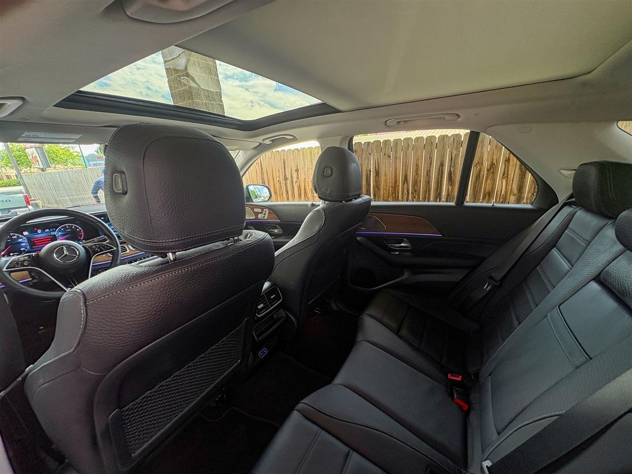 Mercedes-Benz GLE  2026