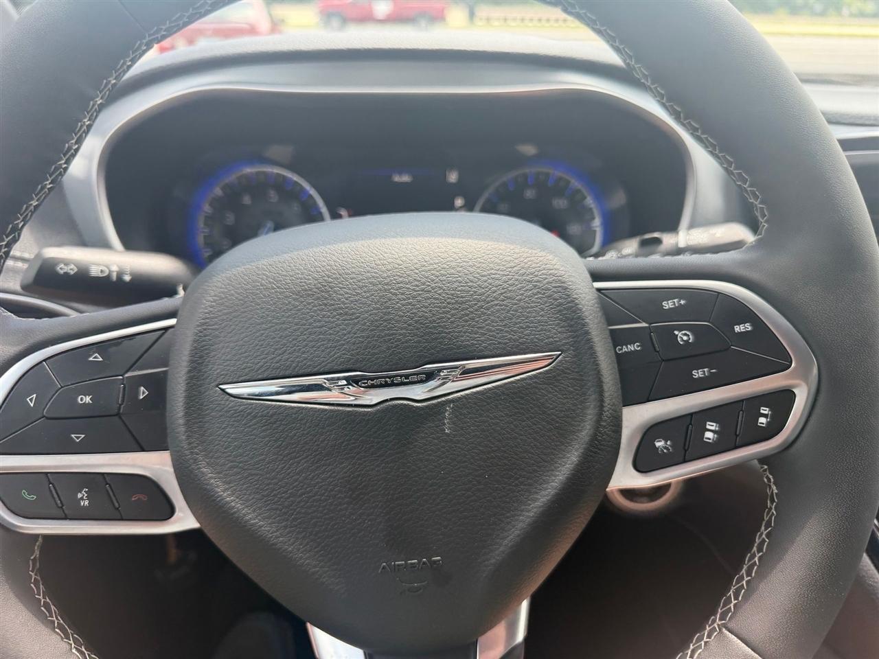 Chrysler Pacifica  2026