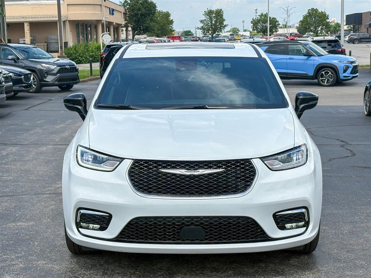 Chrysler Pacifica  2026