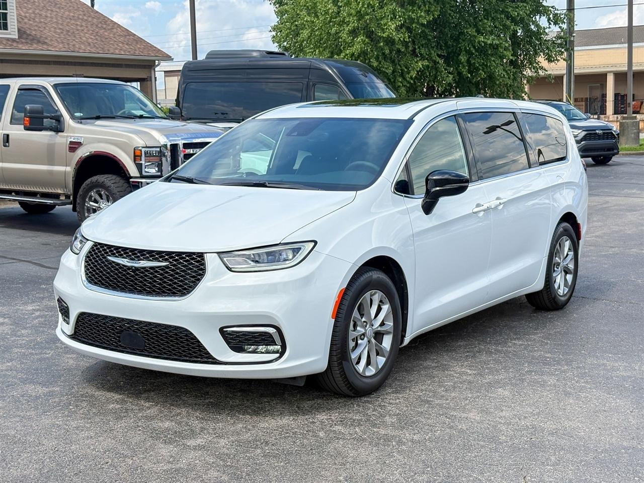 Chrysler Pacifica  2026