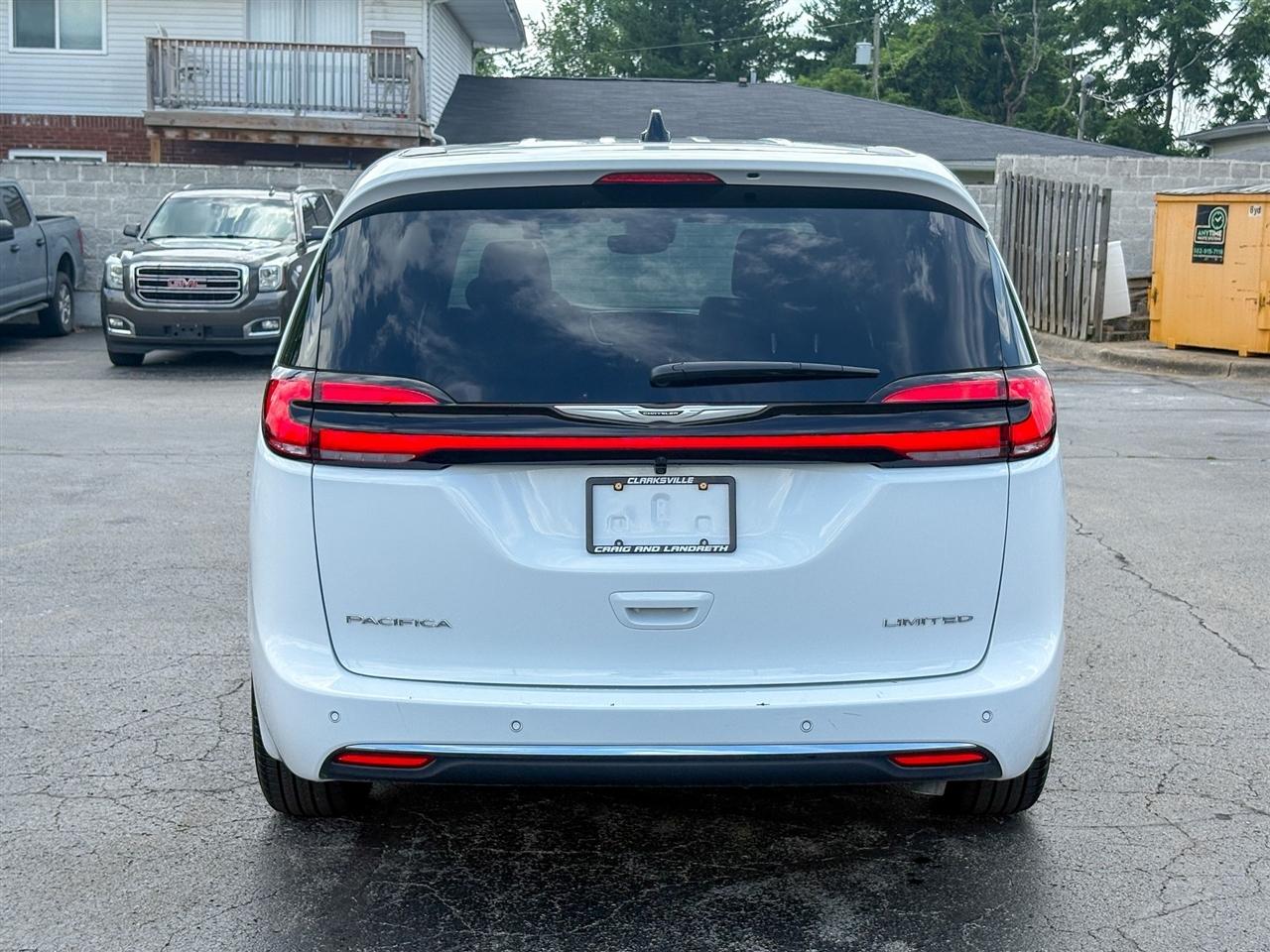 Chrysler Pacifica  2026