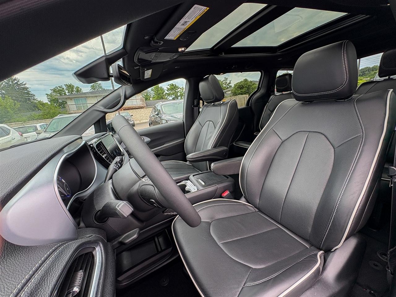 Chrysler Pacifica  2026