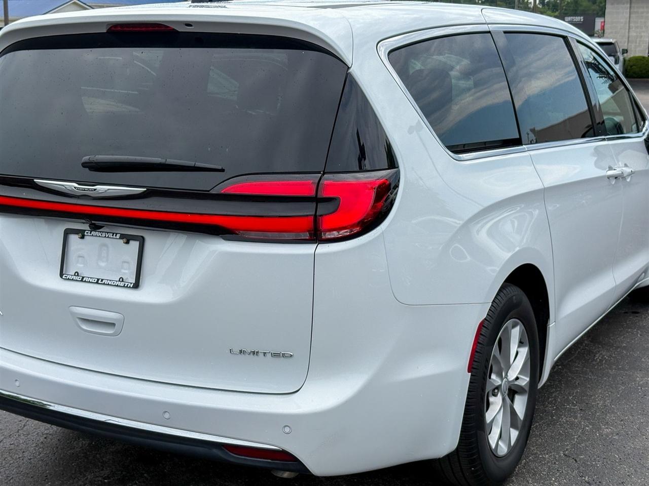 Chrysler Pacifica  2026