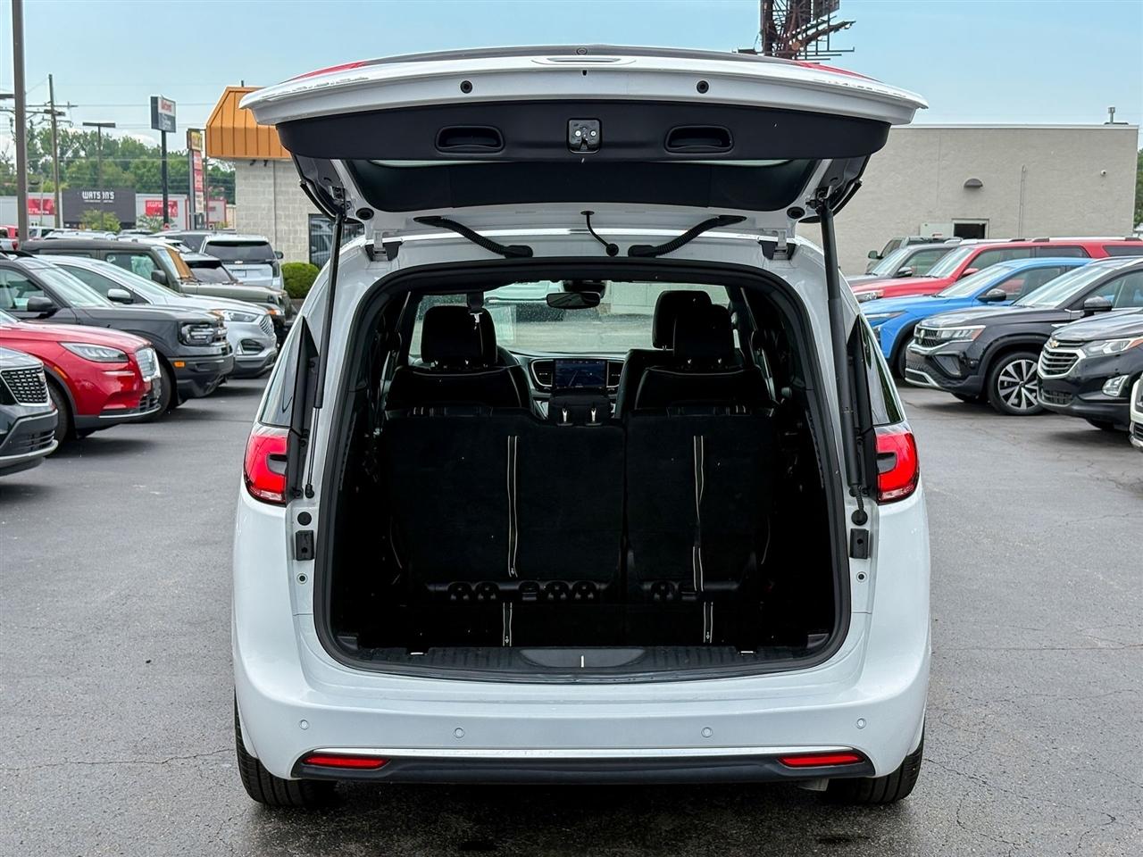 Chrysler Pacifica  2026