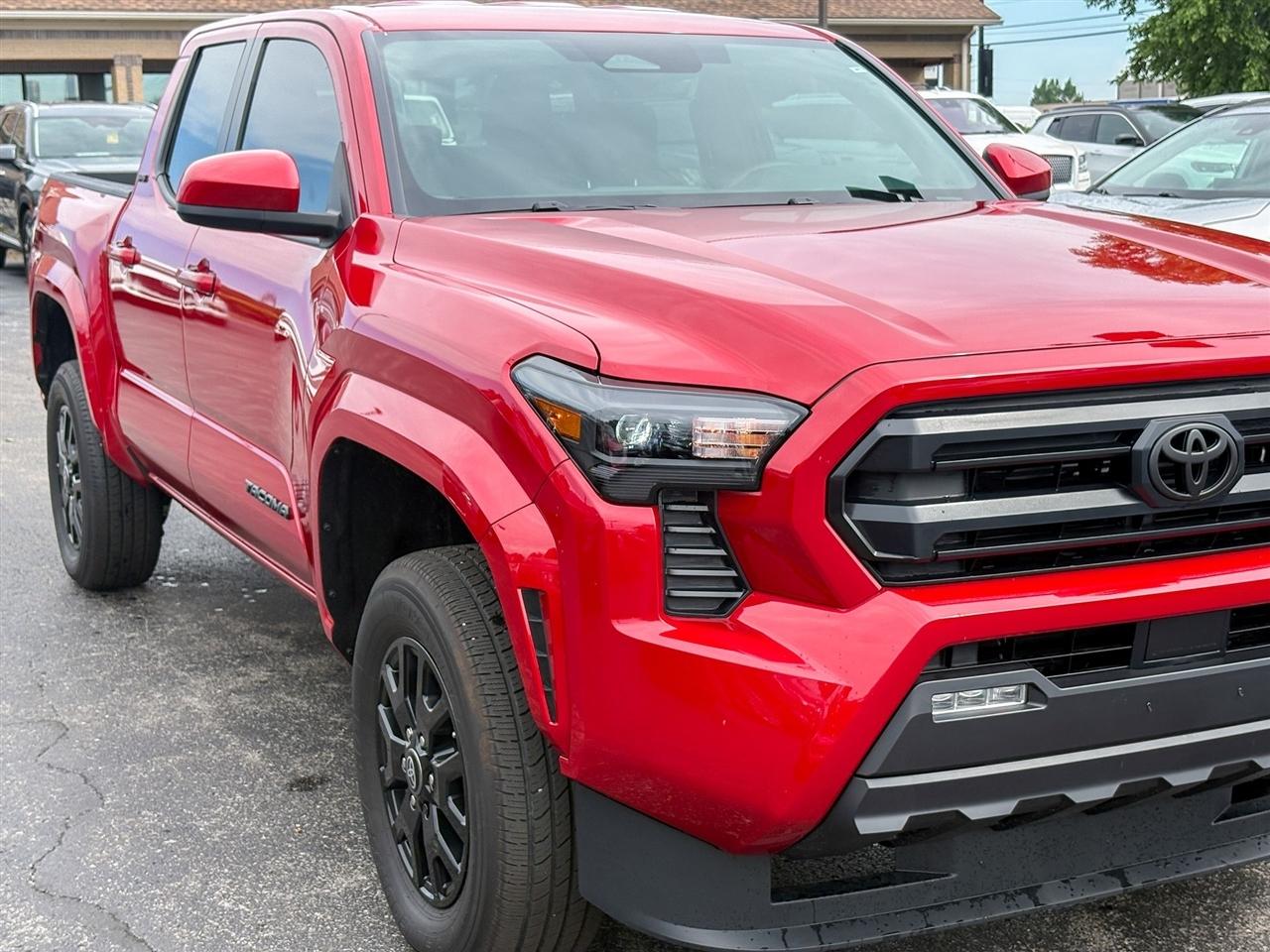 Toyota Tacoma 4WD  2026