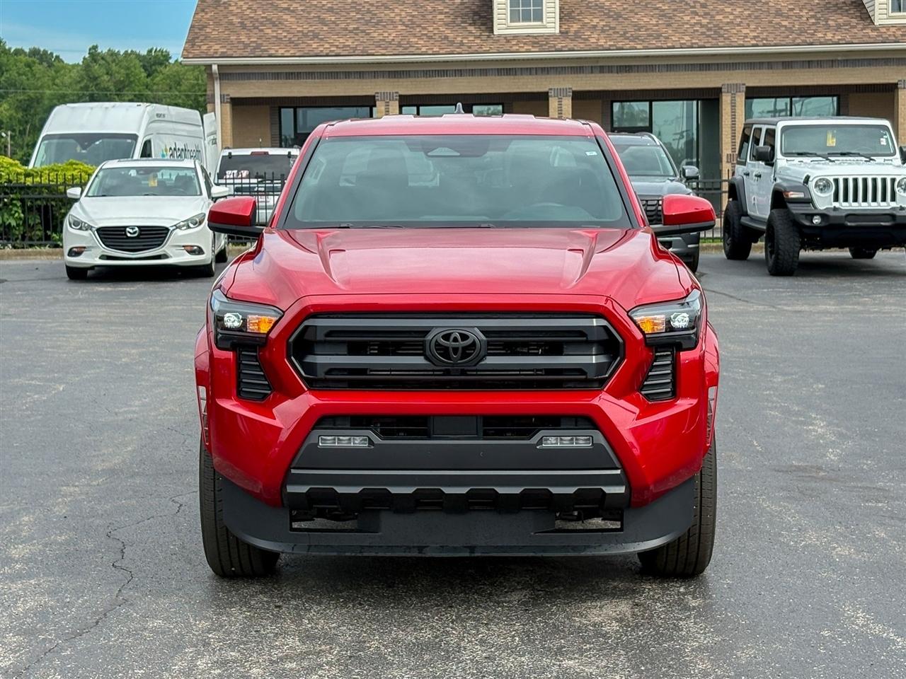 Toyota Tacoma 4WD  2026